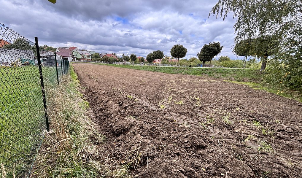 Prodej stavebního pozemku 1 542 m², Věrovany – náhled fotky 7