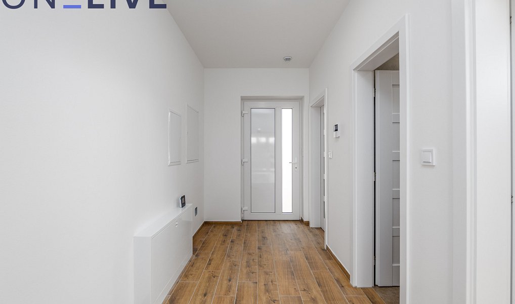 Prodej domu 92 m² s pozemkem 704 m², Kladruby – náhled fotky 8