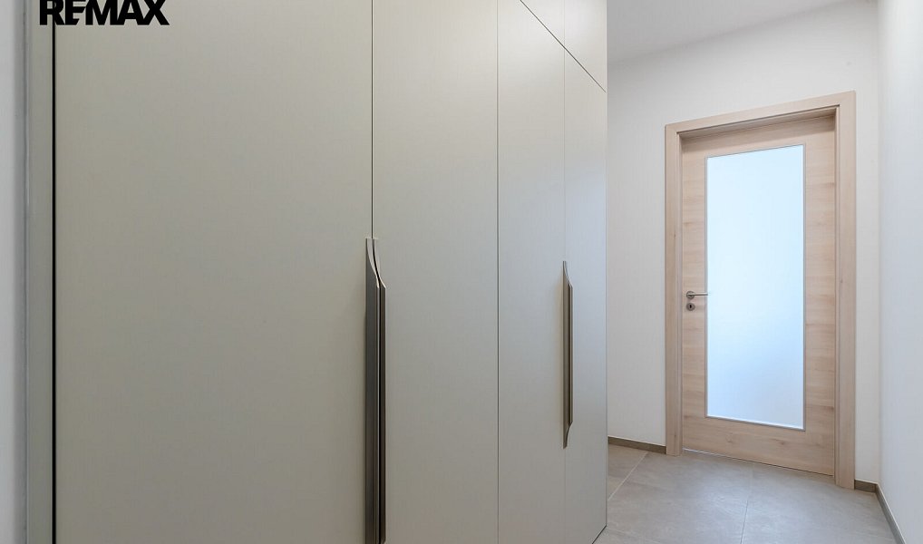 Pronájem bytu 1+kk 32 m², Praha – náhled fotky 6