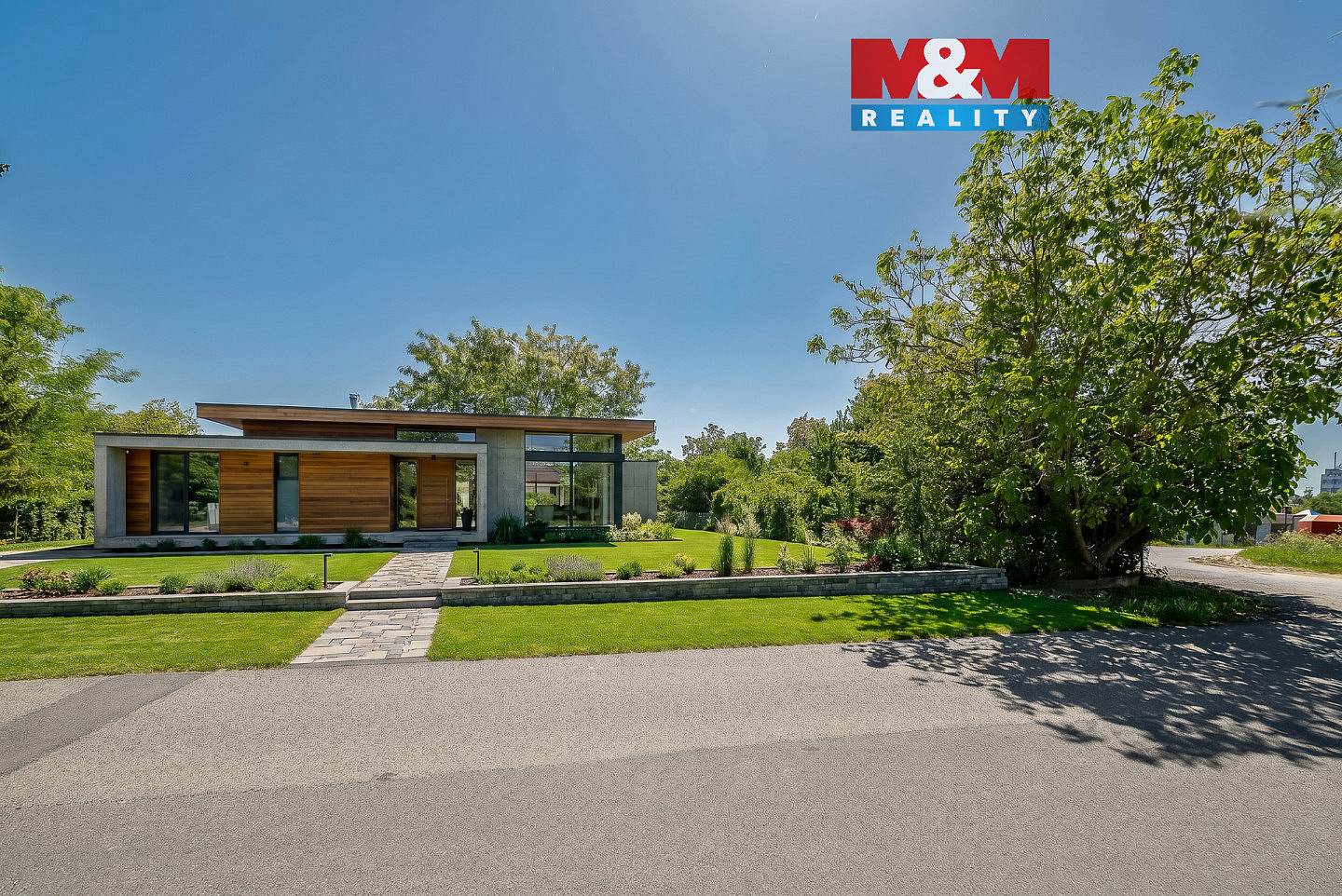 Prodej stavebního pozemku 837 m²