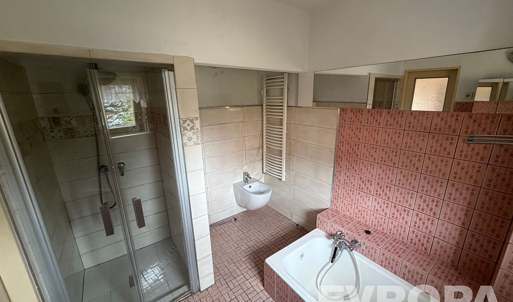 Prodej domu 237 m² s pozemkem 333 m², Velká Bystřice – náhled fotky 22