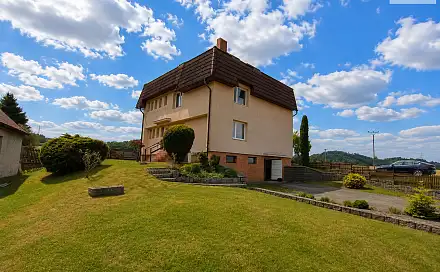 Pronájem domu 300 m² s pozemkem 1 600 m², Klučenice, okres Příbram