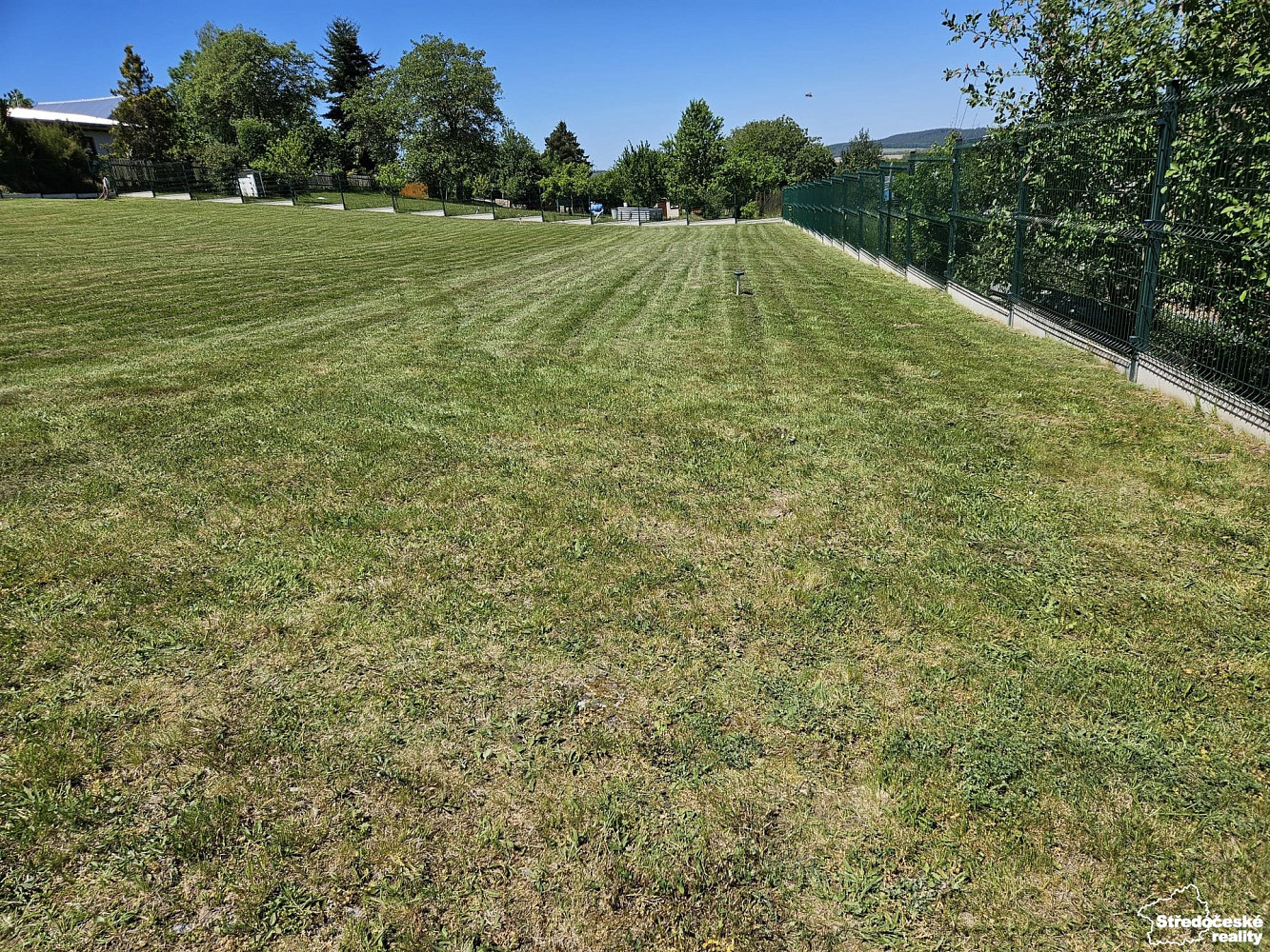 Prodej stavebního pozemku 1 702 m²