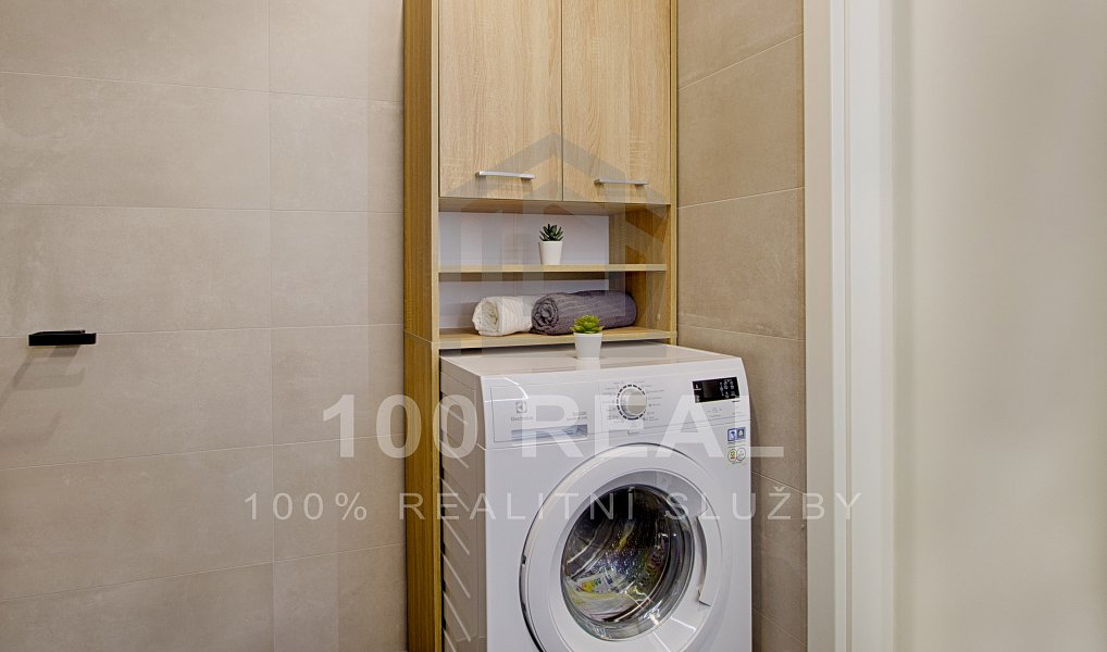 Pronájem bytu 2+kk 45 m², Hradec Králové – náhled fotky 3