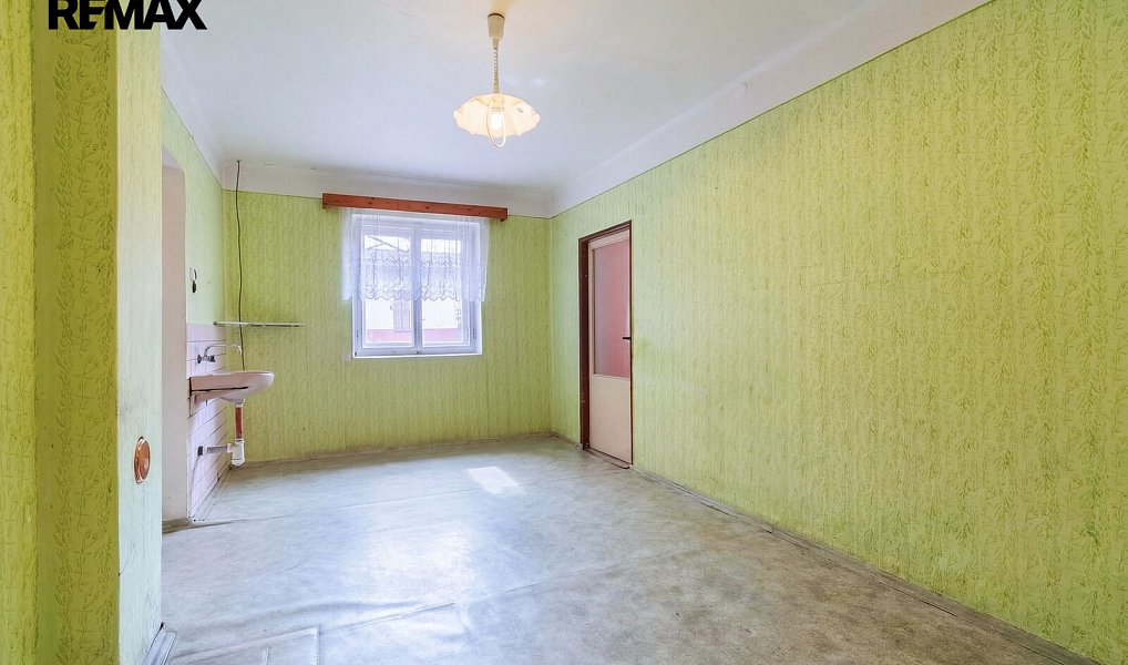 Prodej domu 146 m² s pozemkem 976 m², Ptenín – náhled fotky 15