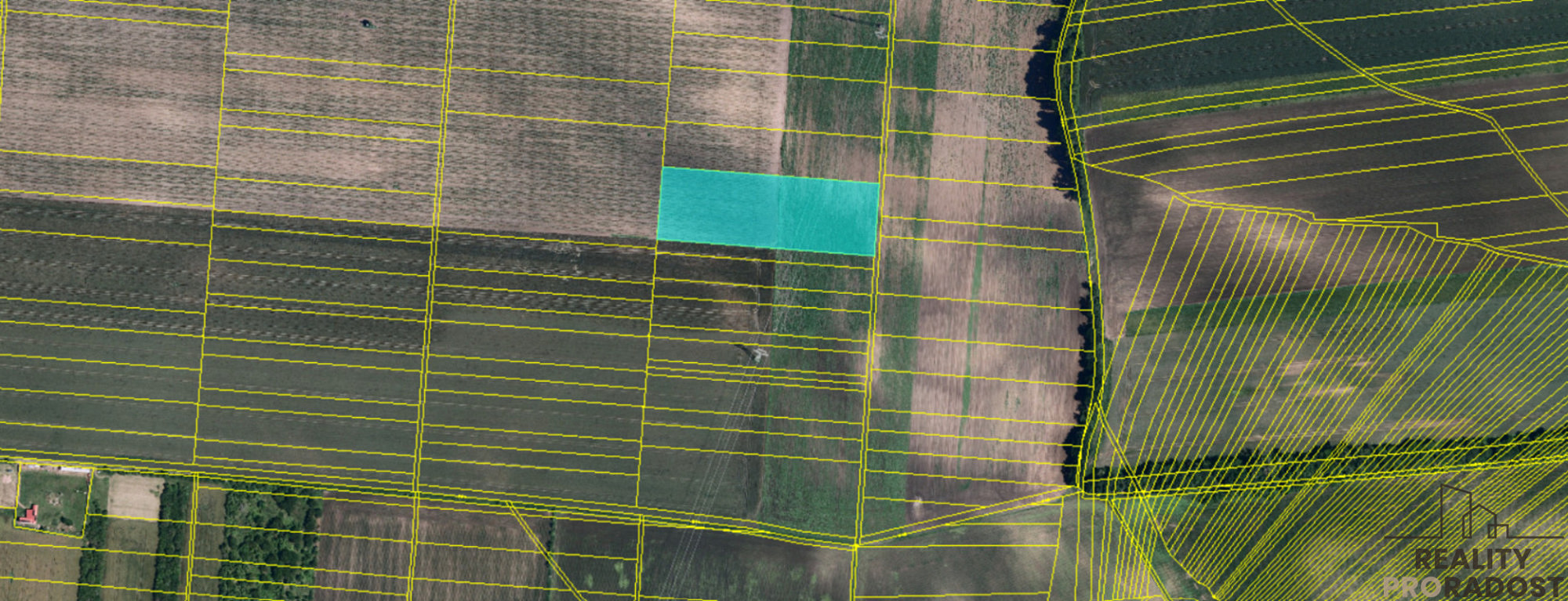 Prodej pole 2 009 m²