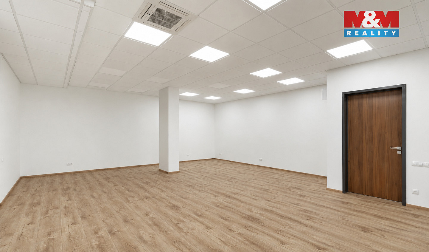 Prodej kanceláře 139 m² — photo 2