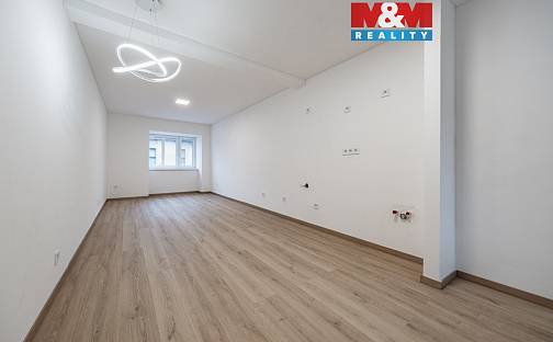 Prodej bytu 1+kk 29 m², Chrášťany - Bylany, okres Kolín
