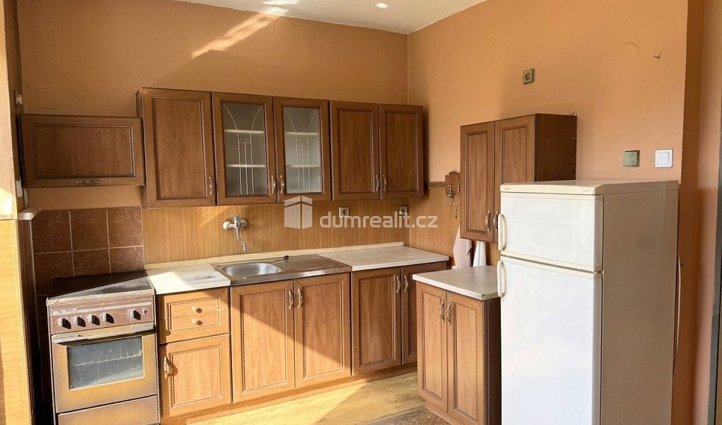 Prodej domu 270 m² s pozemkem 801 m², Tichá – náhled fotky 7