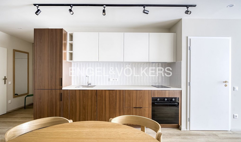 Pronájem bytu 2+kk 47 m², Praha – náhled fotky 2
