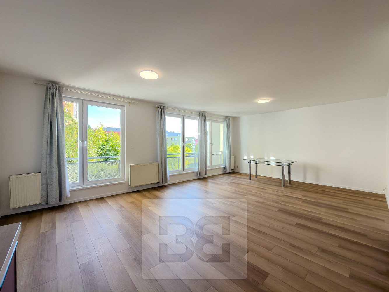 Pronájem bytu 3+kk 89 m² – fotografie 3