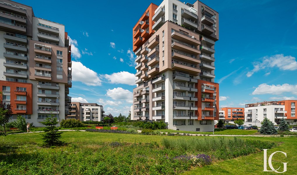 Prodej bytu 1+kk 30 m², Praha – náhled fotky 3