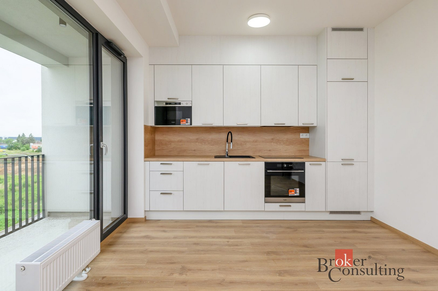 Pronájem bytu 1+kk 40 m² - Widok 6