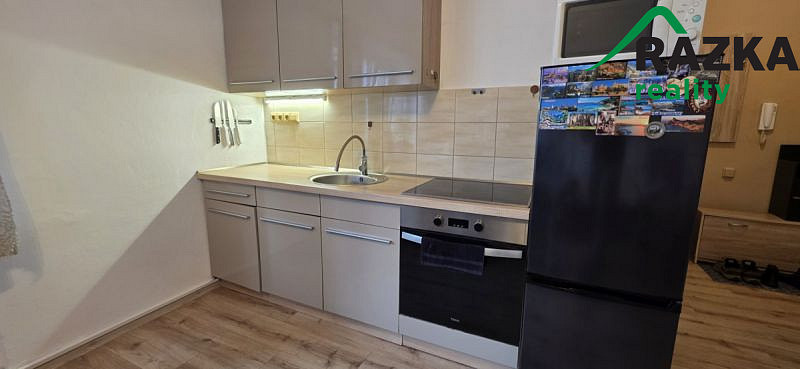 Prodej bytu 1+kk 27 m² — photo 3