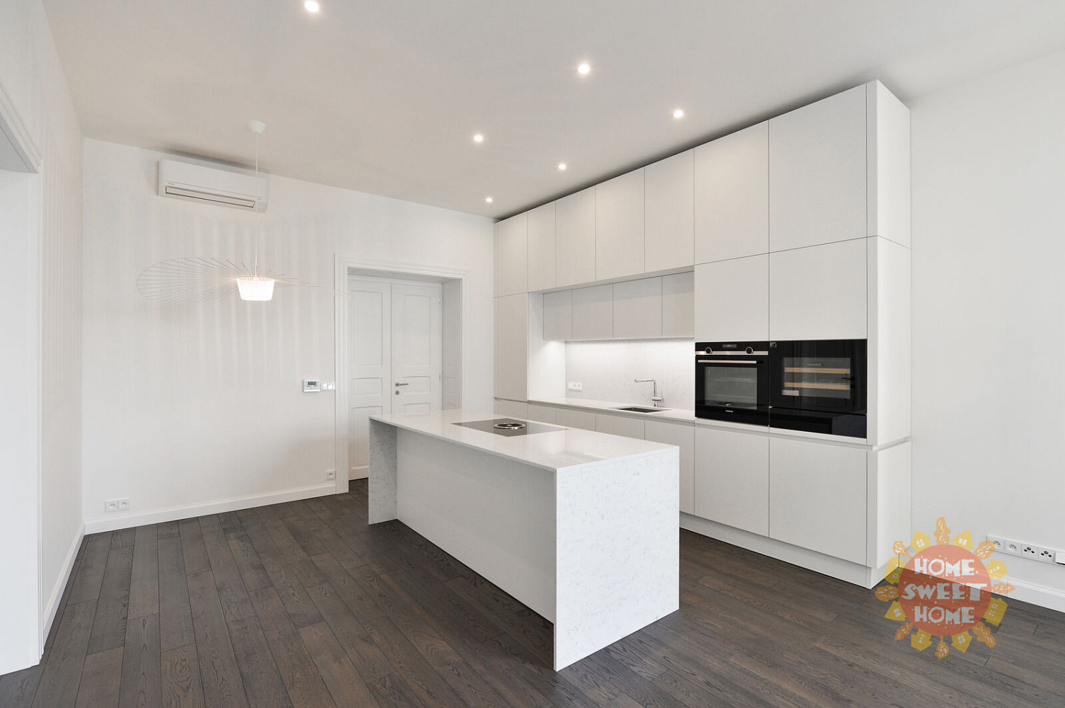 Pronájem bytu 4+kk 137 m² — photo 5