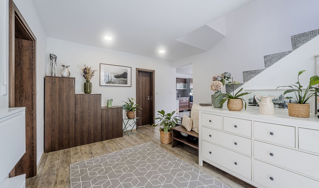 Prodej domu 128 m² s pozemkem 459 m², Sokoleč – náhled fotky 8