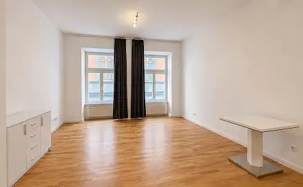 Prodej bytu 1+kk 44 m²