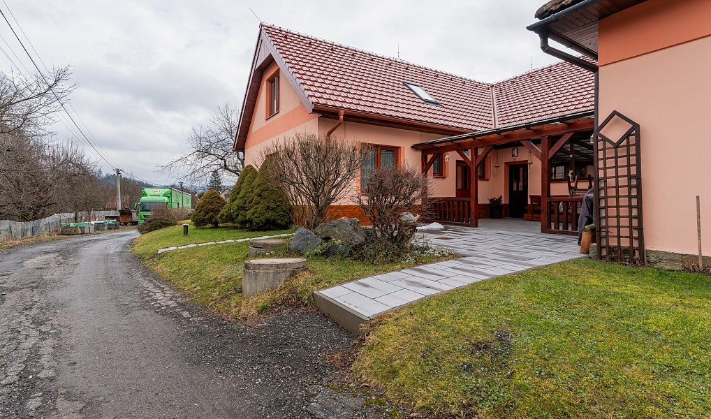 Prodej komerčního objektu (jiného typu) 328 m², Liptál – náhled fotky 3