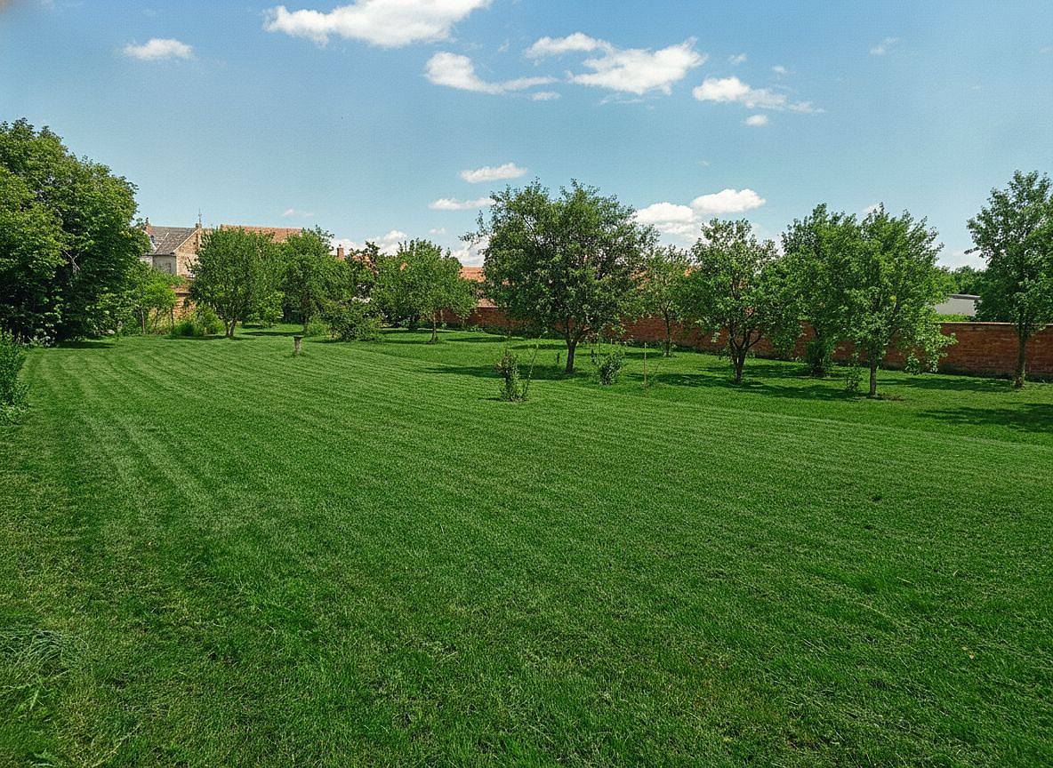 Prodej stavebního pozemku 2 041 m²