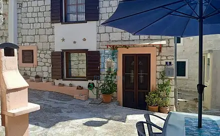 Prodej domu 70 m² s pozemkem 70 m², Slatine, Grad Split, Chorvatsko