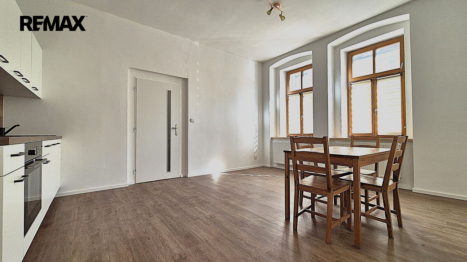 Pronájem bytu 1+1 35 m² – fotografie 5