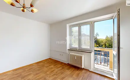 Prodej bytu 2+1 57 m², náměstí Dukelských hrdinů, Pardubice - Zelené Předměstí