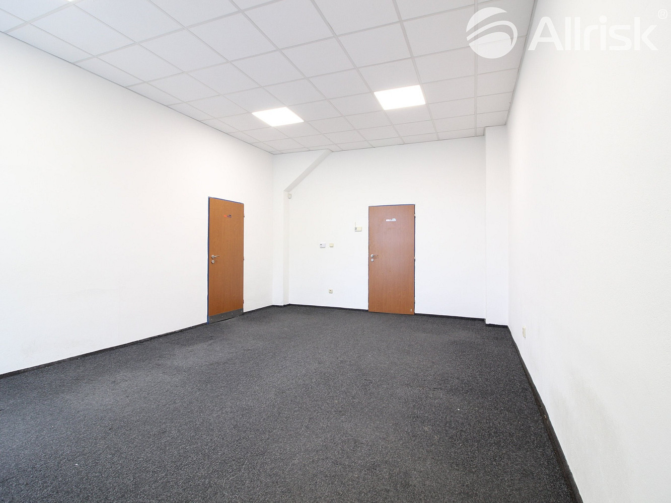Pronájem kanceláře 26 m² – fotografie 2
