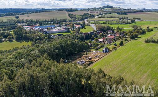 Prodej stavebního pozemku 1 002 m², Divišov - Šternov, okres Benešov