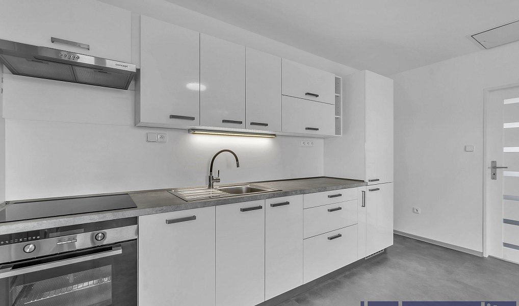Pronájem bytu 4+kk 88 m², Praskačka – náhled fotky 11