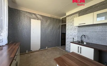 Prodej bytu 3+1 76 m², Alešova, Jirkov, okres Chomutov