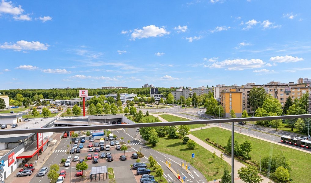 Prodej bytu 2+kk 53 m², Praha – náhled fotky 14