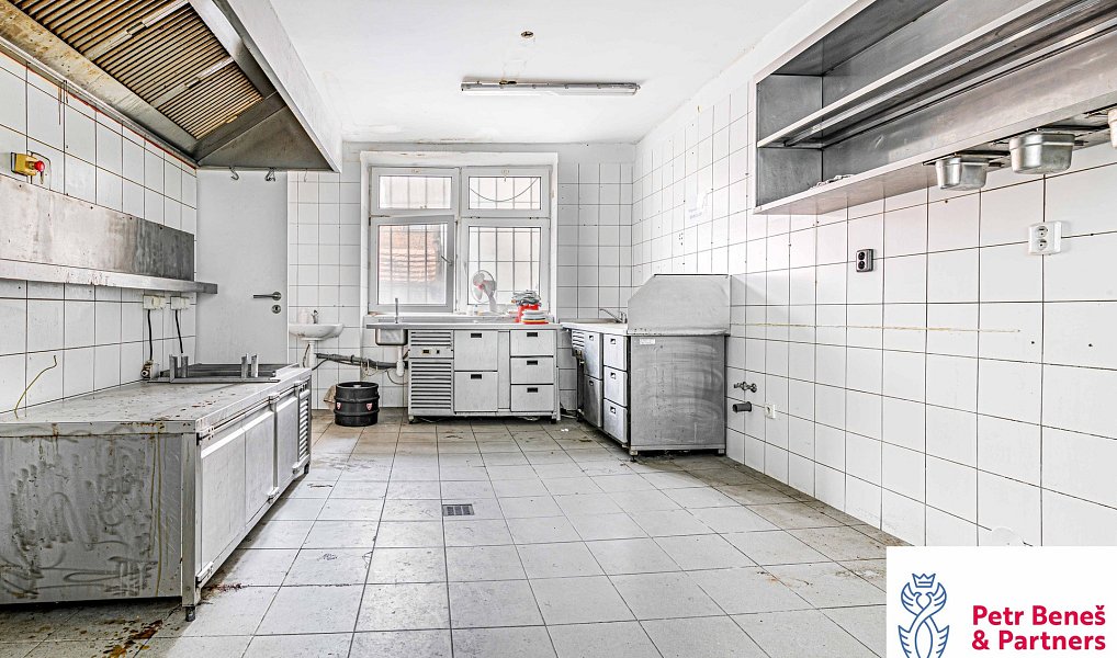 Prodej obchodních prostor 1 100 m², Rakovník – náhled fotky 49