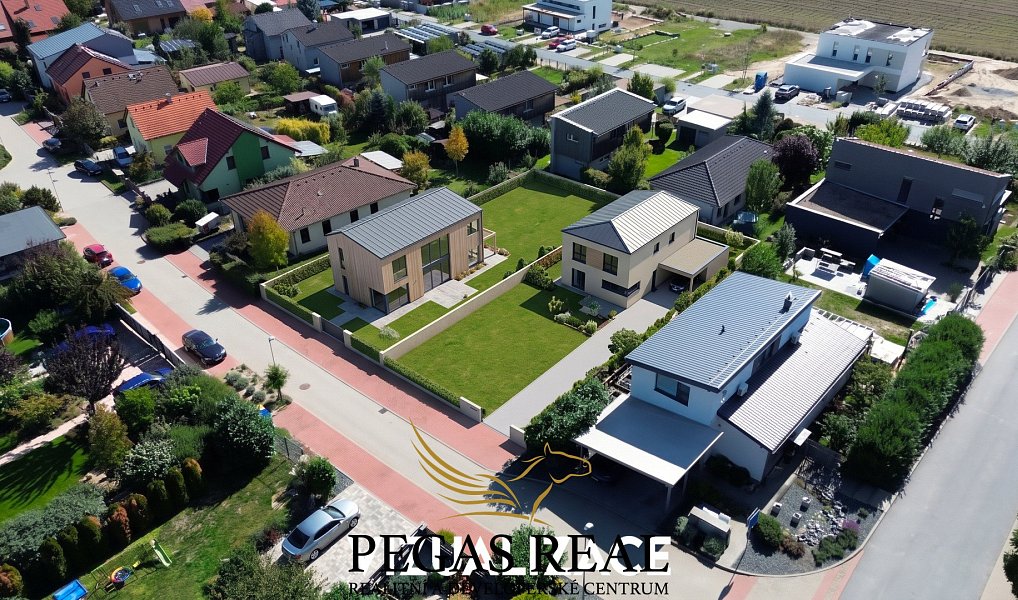 Prodej stavebního pozemku 561 m², Hrušovany u Brna – náhled fotky 3
