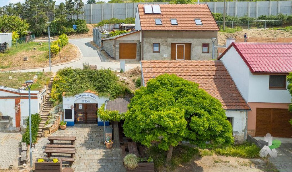 Prodej komerčního objektu (jiného typu) 421 m², Hustopeče – náhled fotky 3