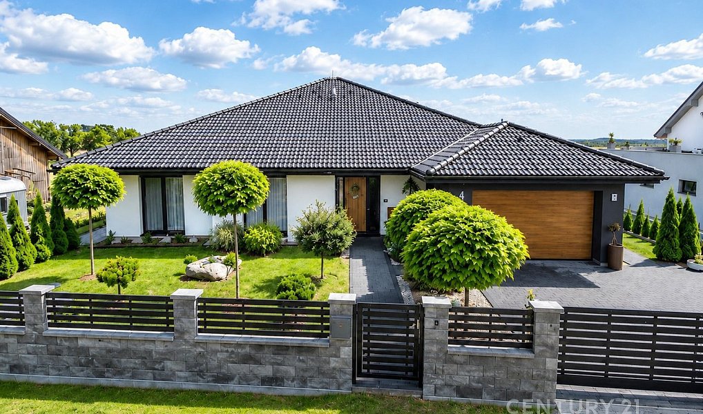 Prodej domu 260 m² s pozemkem 906 m², Hajany – náhled fotky 28