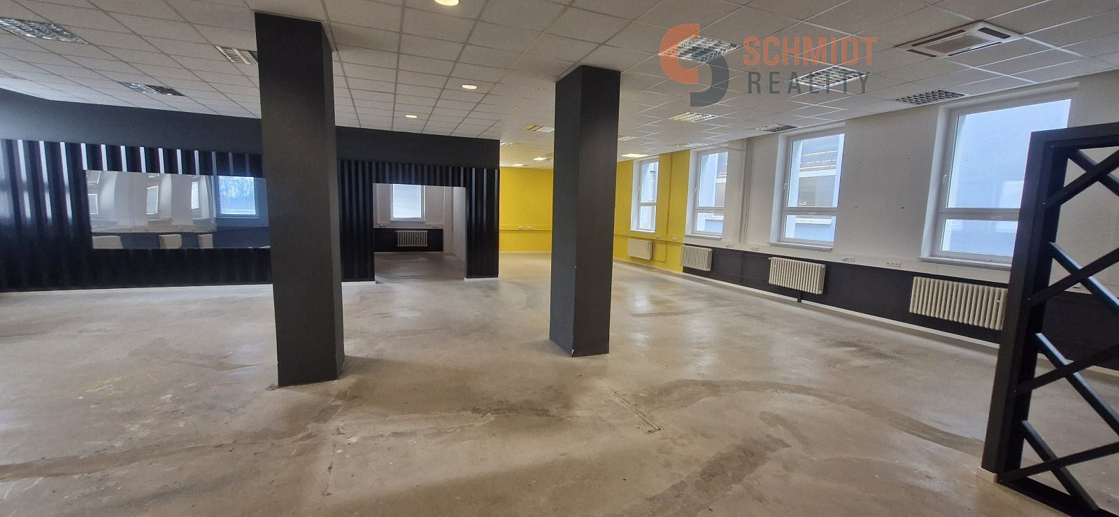Pronájem kanceláře 39 m² – fotografie 3