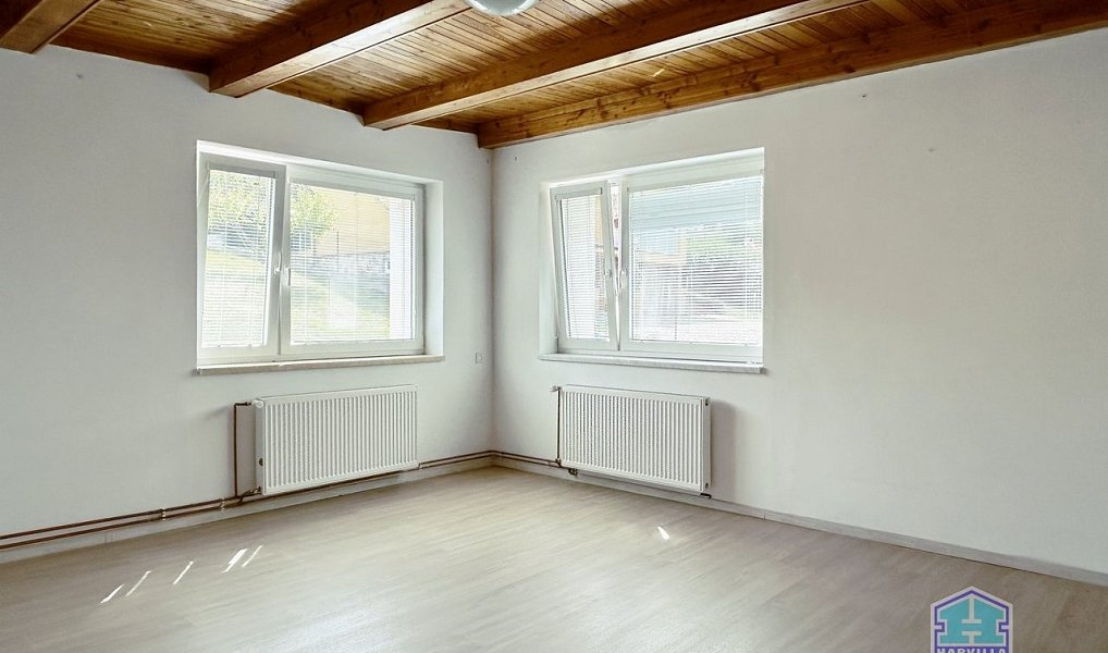 Prodej domu 192 m² s pozemkem 1 098 m², Trnová – náhled fotky 9