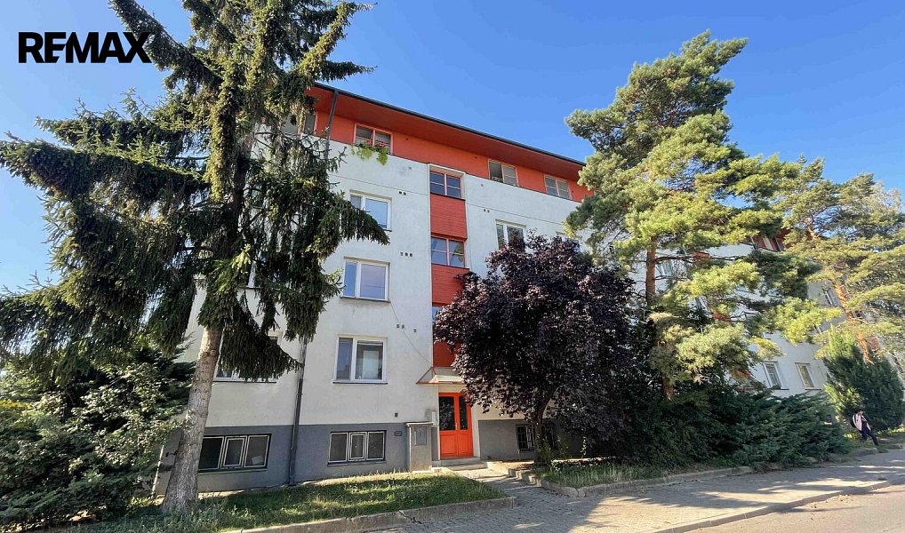 Prodej bytu 1+1 35 m², Roztoky – náhled fotky 2