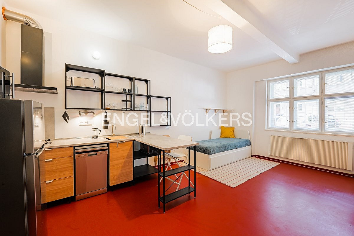Pronájem bytu 1+kk 30 m²