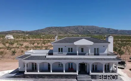 Prodej domu 195 m² s pozemkem 10 000 m², Pinoso, Španělsko
