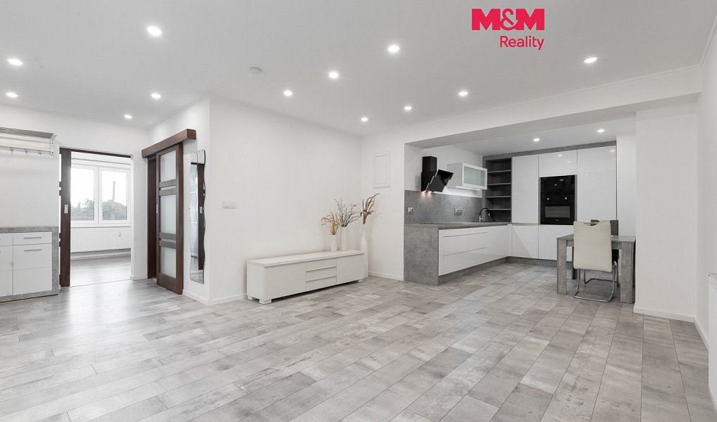 Prodej bytu 2+kk 55 m², Ostrava – fotka 1 z 27