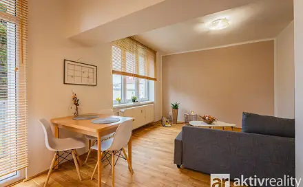 Pronájem bytu 2+1 67 m², Dr. E. Beneše, Neratovice, okres Mělník