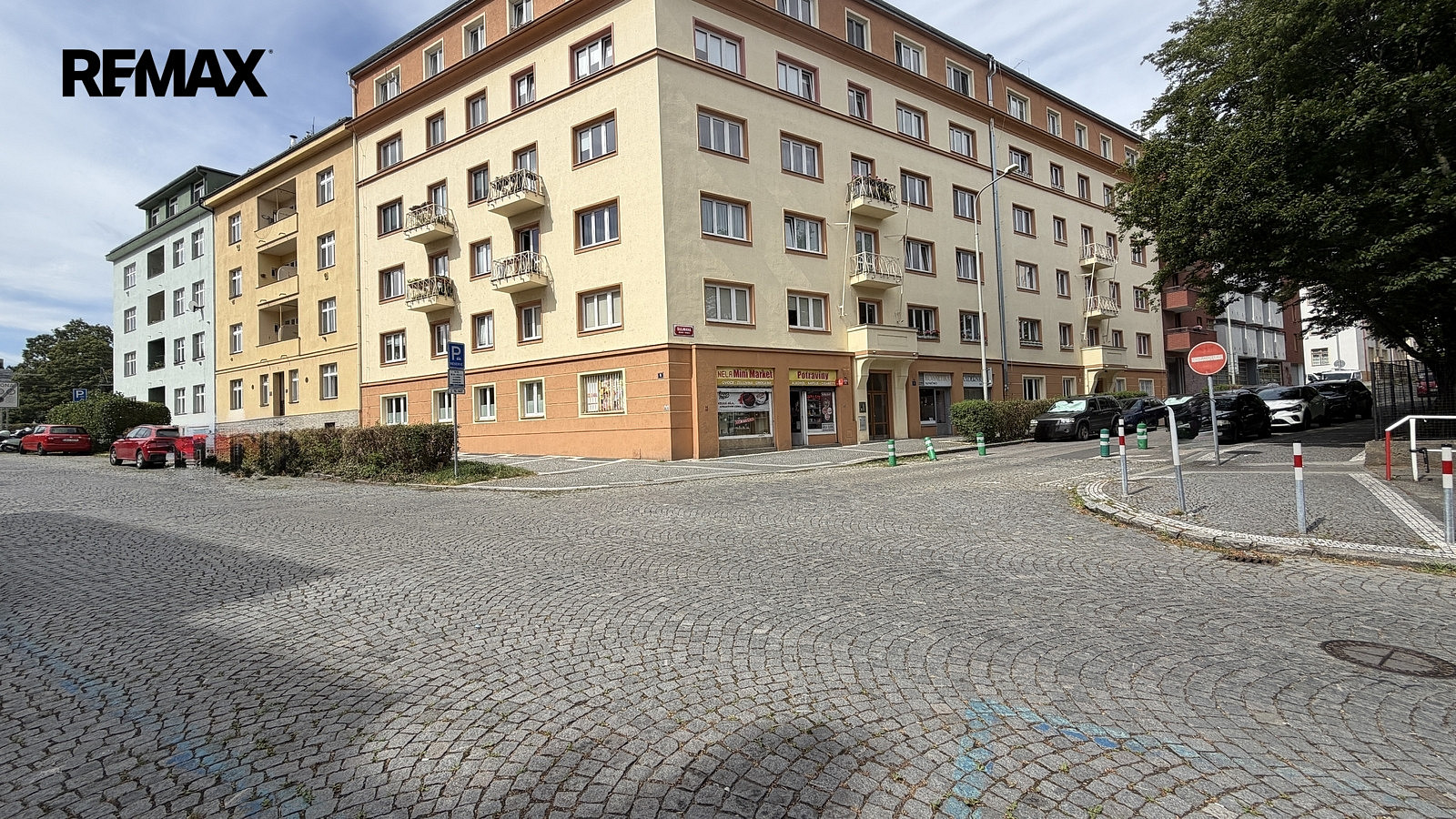 Pronájem bytu 2+kk 50 m² — photo 2