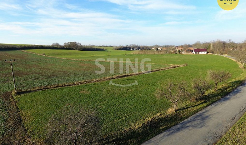 Prodej stavebního pozemku 1 167 m², Lozice – náhled fotky 13
