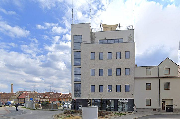 Pronájem kanceláře 150 m²