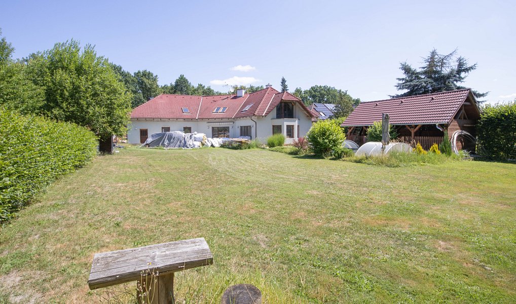 Prodej domu 400 m² s pozemkem 1 764 m², Sezemice – náhled fotky 20