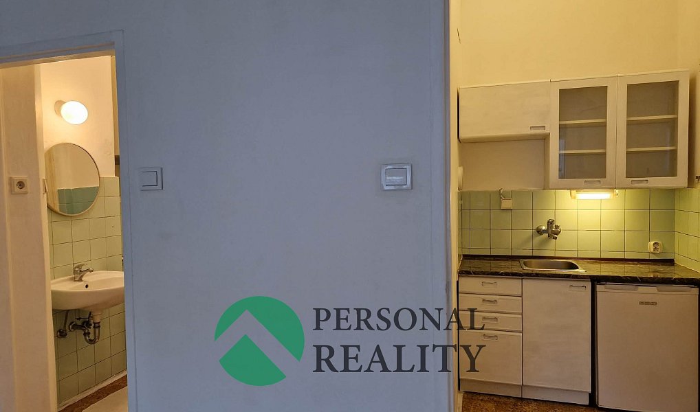 Pronájem bytu 1+kk 28 m², Praha – náhled fotky 6