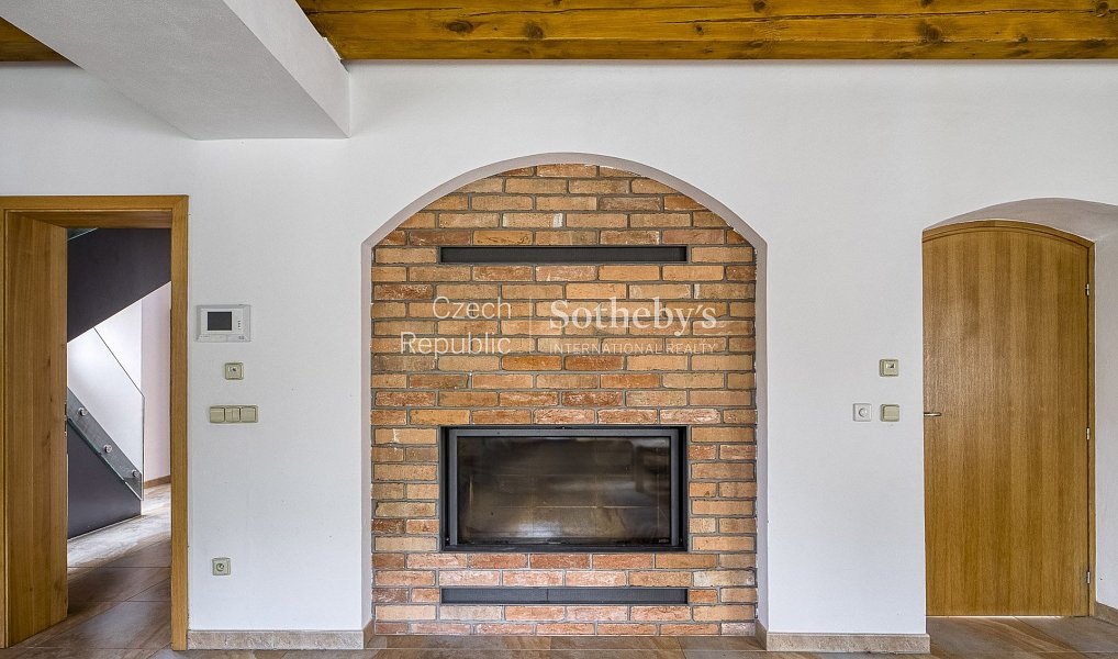 Prodej domu 350 m² s pozemkem 7 500 m², Lozice – náhled fotky 6