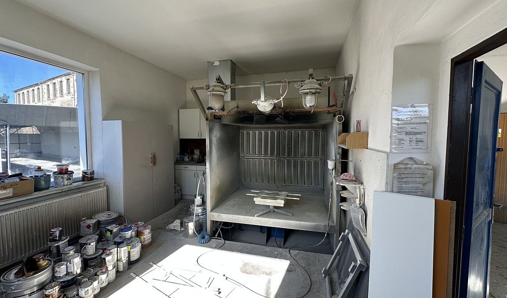 Prodej výrobních prostor 2 000 m², Varnsdorf – náhled fotky 9