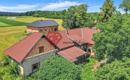 Prodej domu 254 m² s pozemkem 2 263 m², Prosetín, okres Chrudim